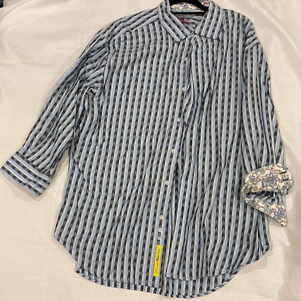 Robert Graham 3XL striped shirt w/ shorter sleeves
